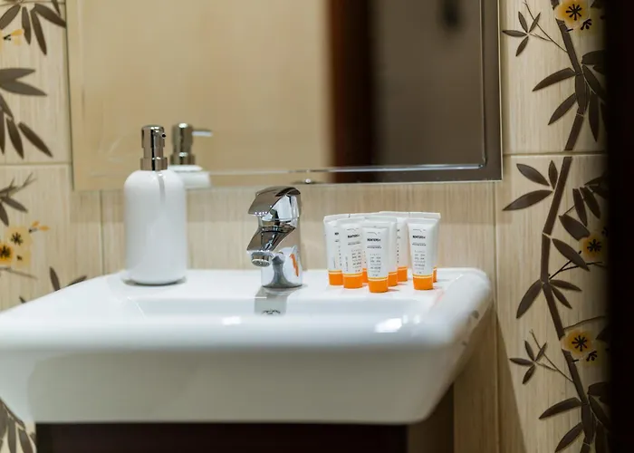 Bukowska W Poznaniu By Renters Apartamento